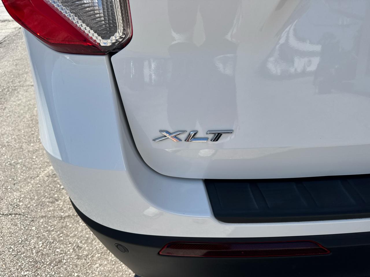Ford Explorer XLT 2022