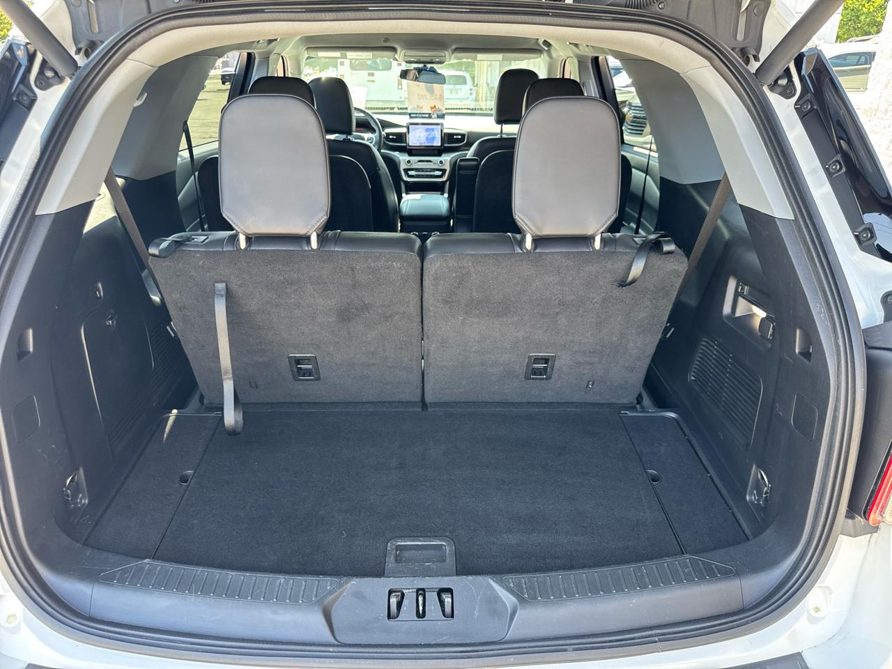 Ford Explorer XLT 2022