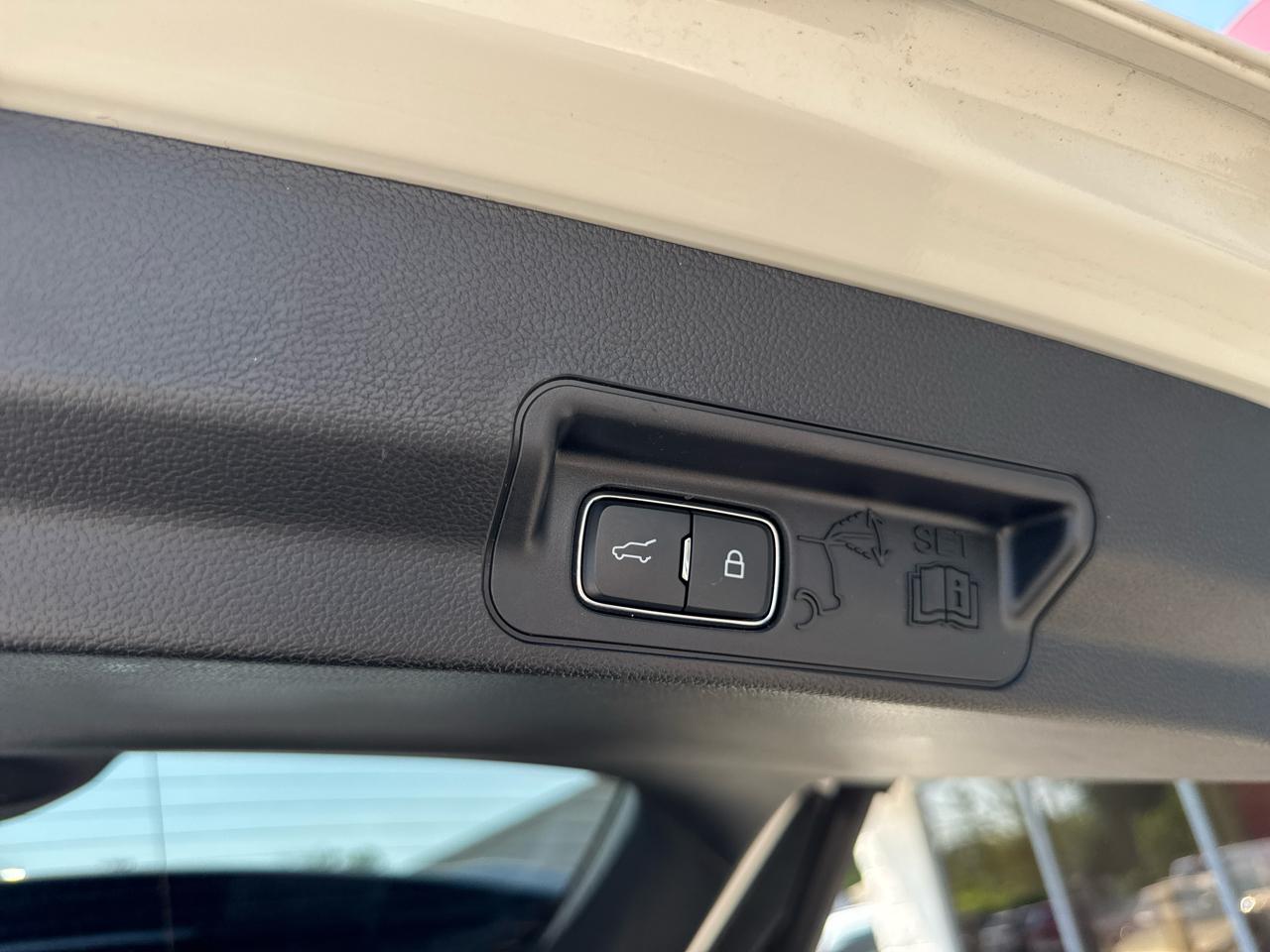 Ford Explorer XLT 2022