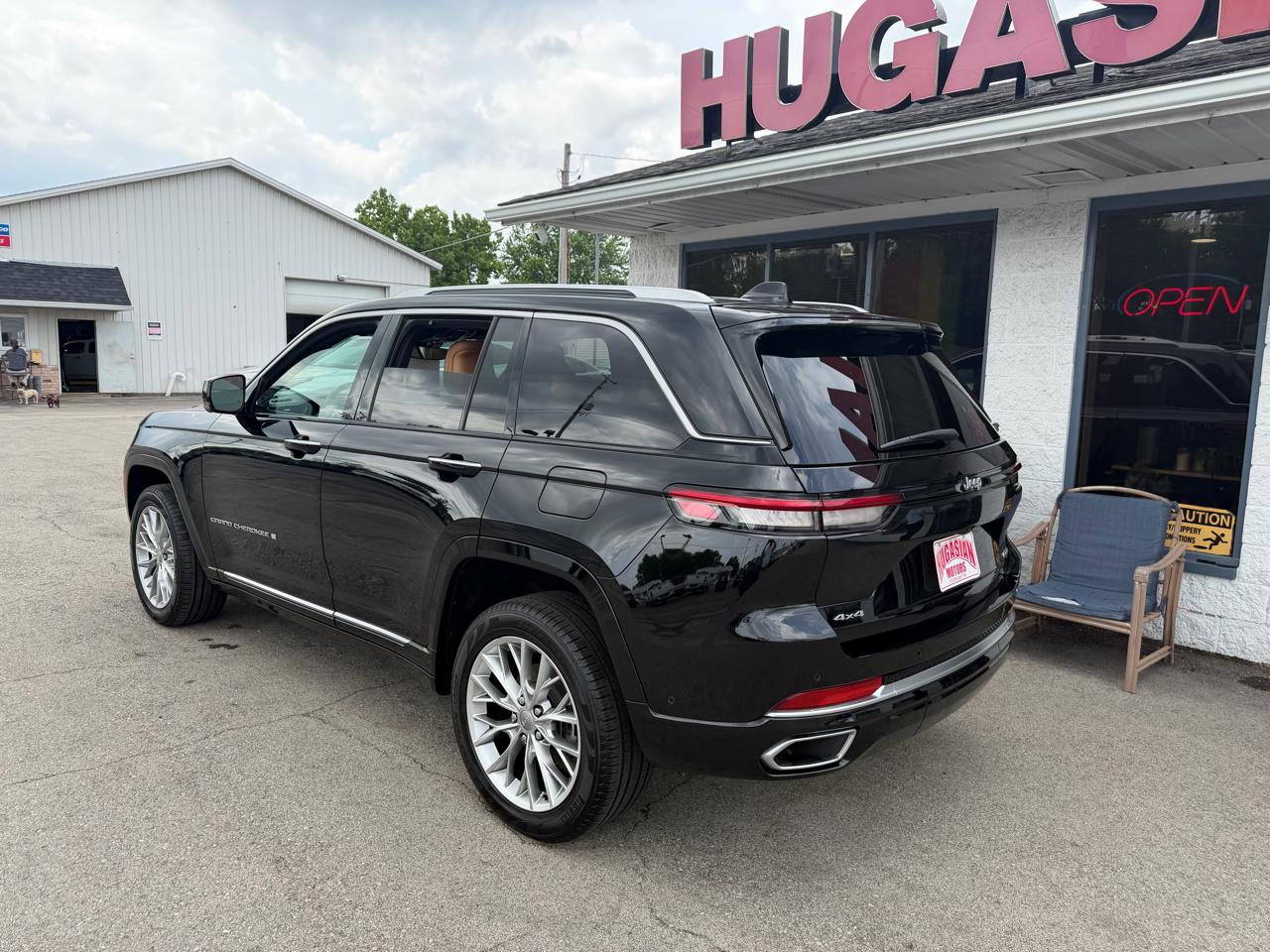 Jeep Grand Cherokee Summit 4WD 2023