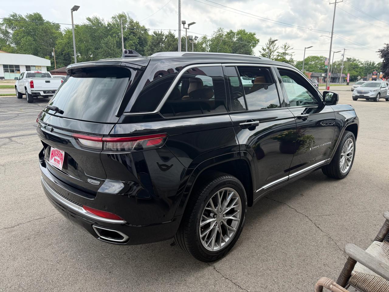 Jeep Grand Cherokee Summit 4WD 2023
