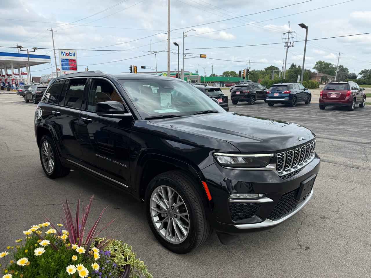 Jeep Grand Cherokee Summit 4WD 2023