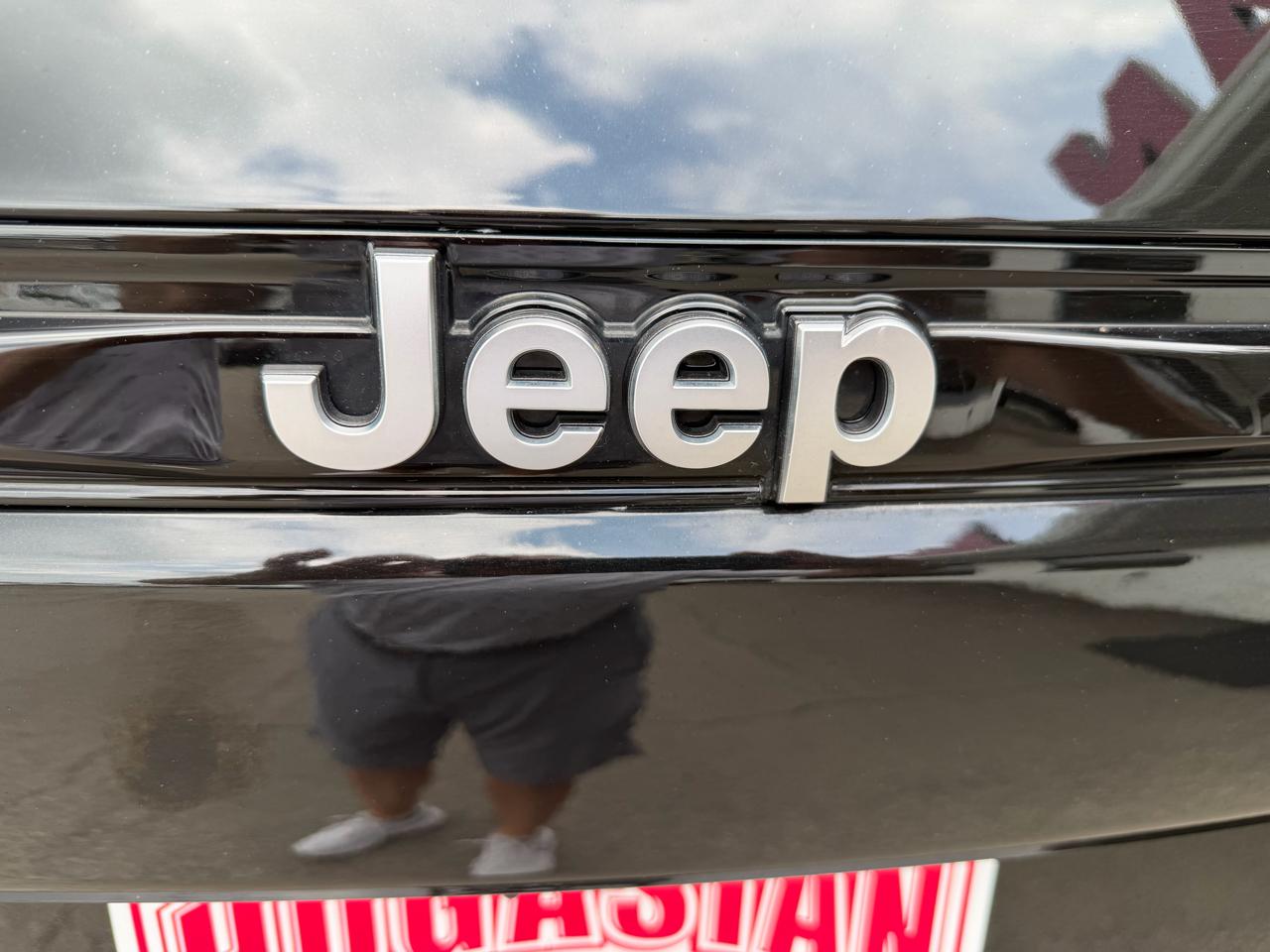 Jeep Grand Cherokee Summit 4WD 2023