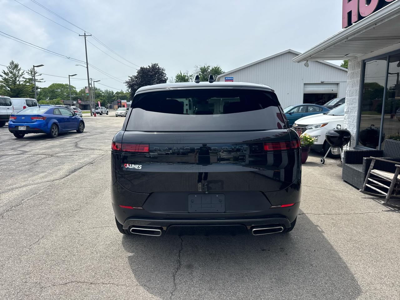 Land Rover Range Rover Sport P360 SE 2025