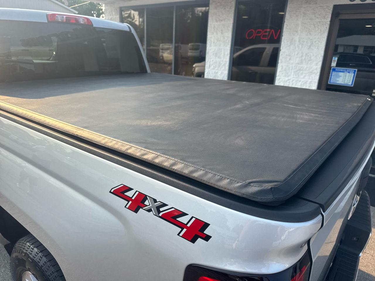 Chevrolet Silverado 1500 LT Double Cab 4WD 2018