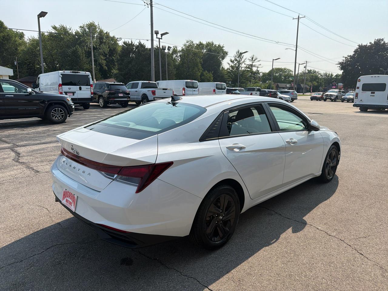 Hyundai Elantra SEL 2022