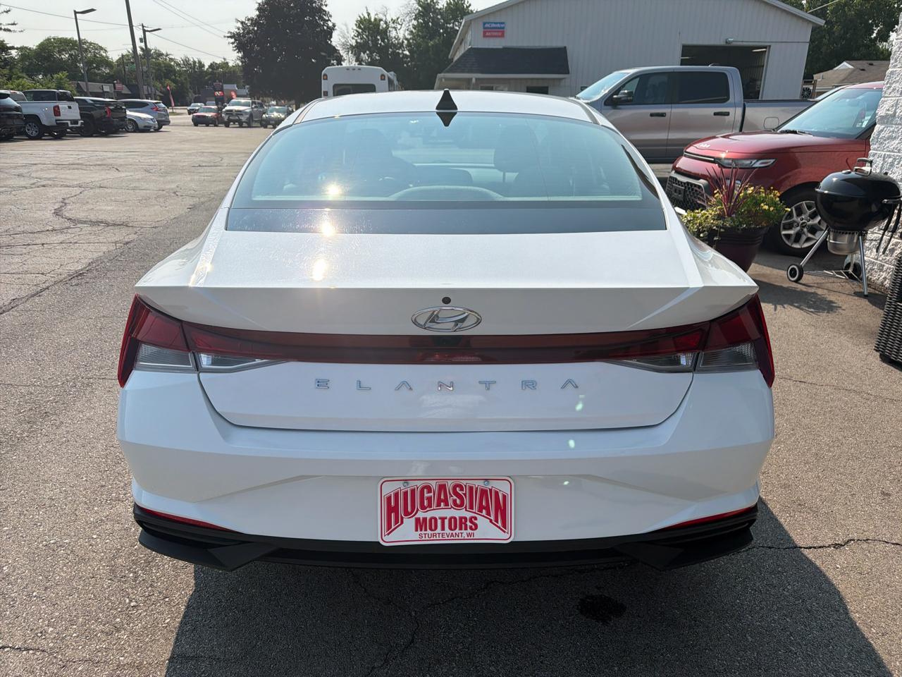 Hyundai Elantra SEL 2022