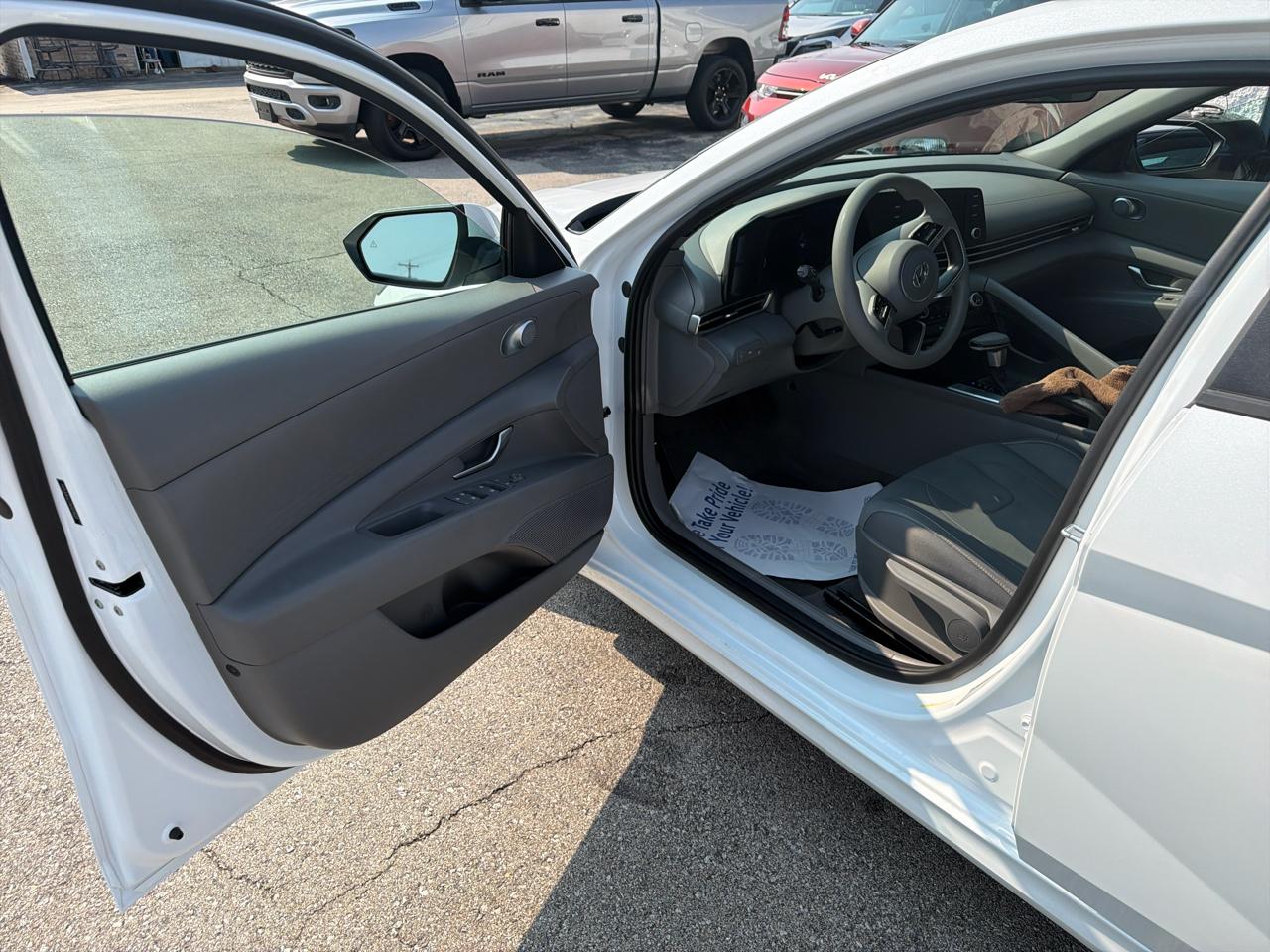 Hyundai Elantra SEL 2022