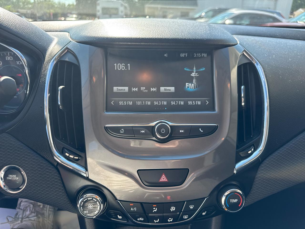 Chevrolet Cruze LT Auto 2017
