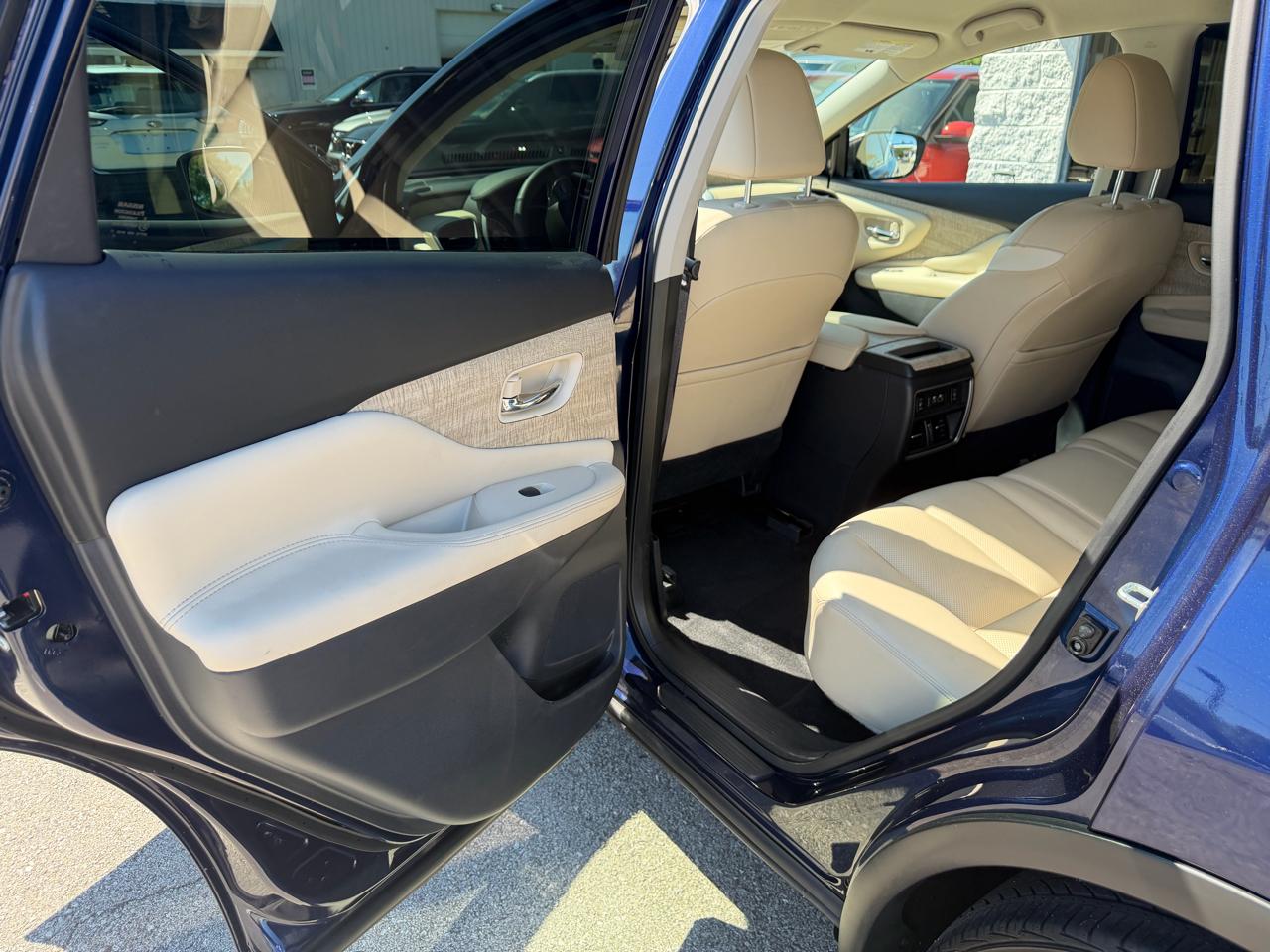 Nissan Murano SL AWD 2023