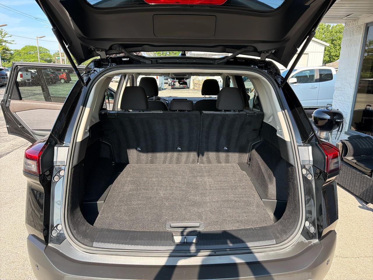 2022 Nissan Rogue S - Photo 19
