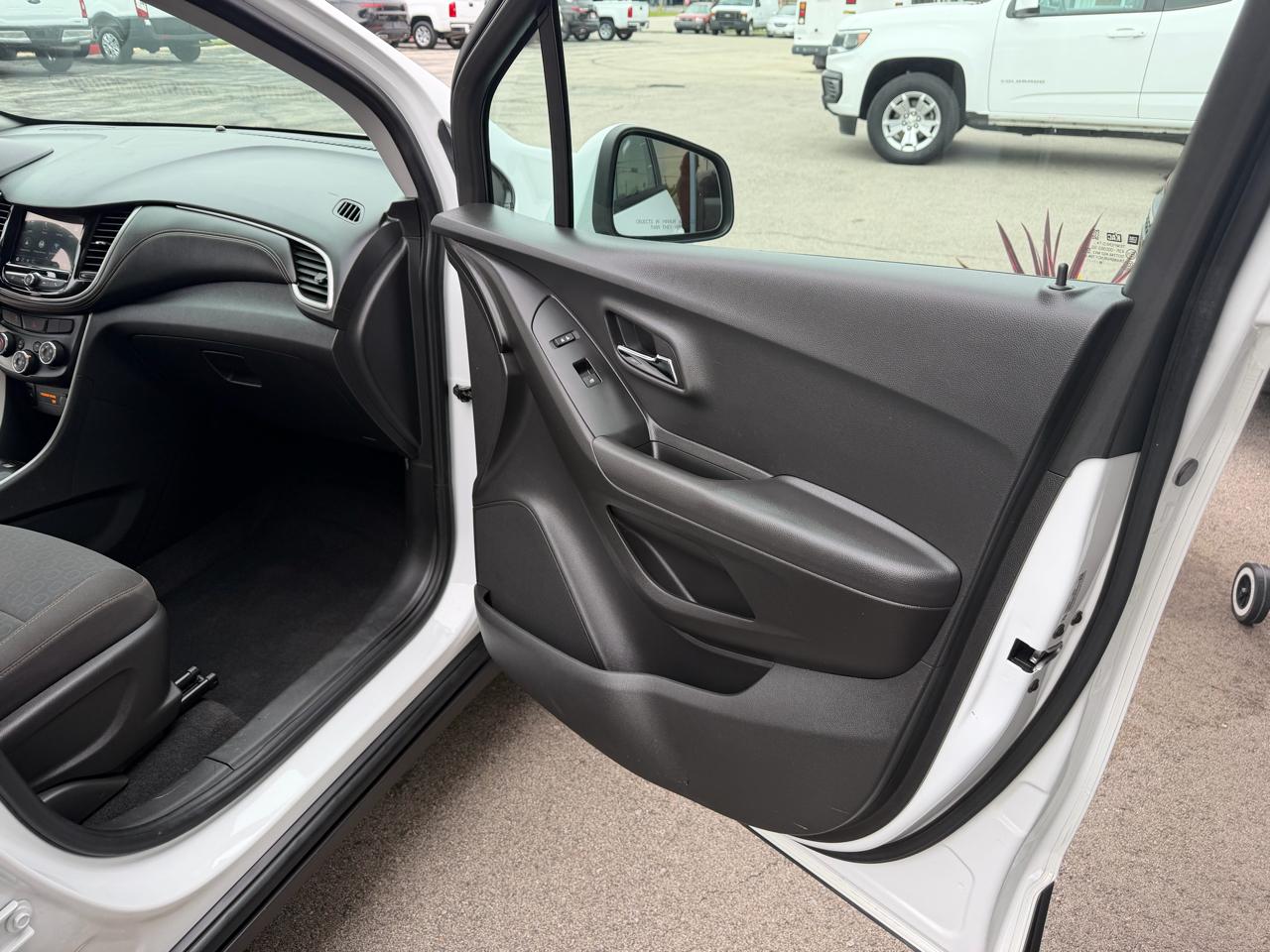 Chevrolet Trax LS FWD 2018