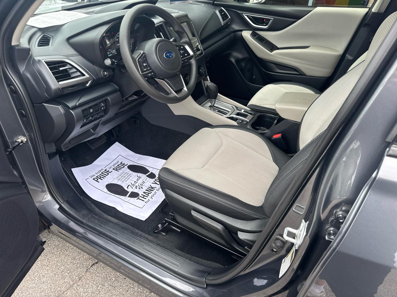 Subaru Forester Base 2023