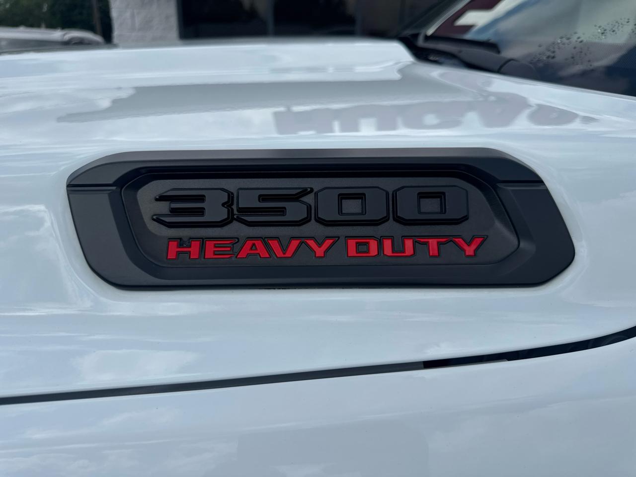 RAM 3500 Tradesman Crew Cab 4WD 2023