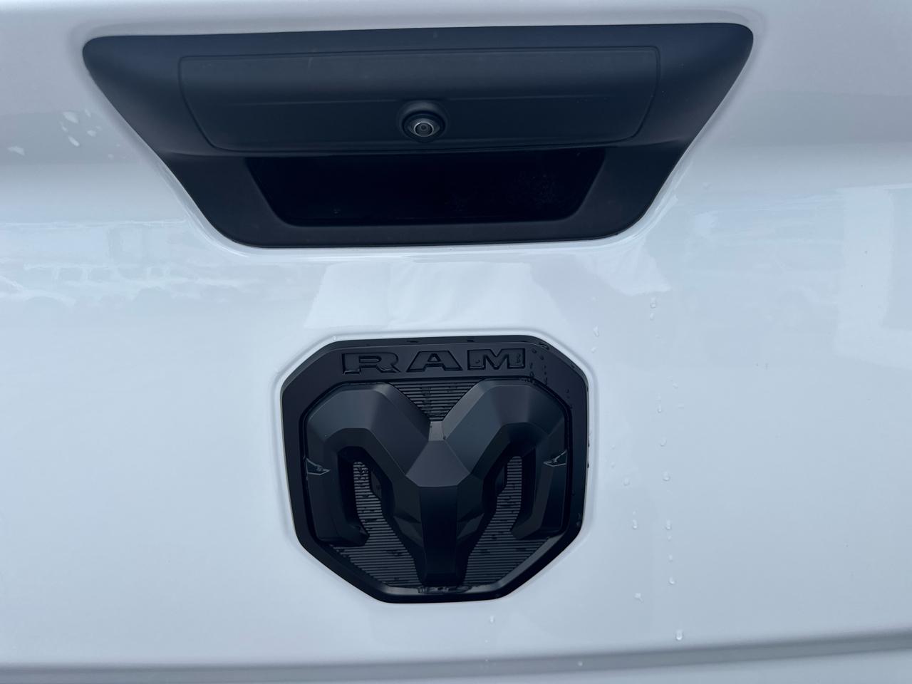 RAM 3500 Tradesman Crew Cab 4WD 2023