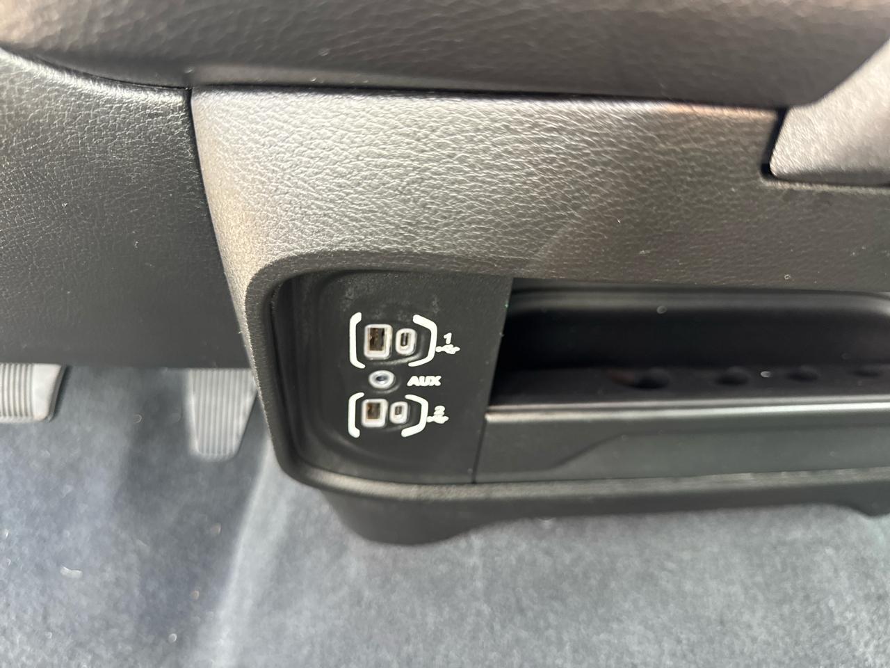RAM 3500 Tradesman Crew Cab 4WD 2023
