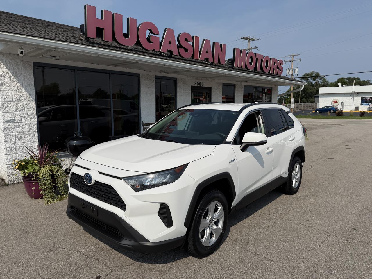 Toyota RAV4 Hybrid LE AWD 2020