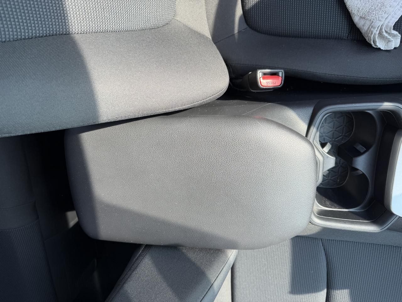 Toyota RAV4 Hybrid LE AWD 2020
