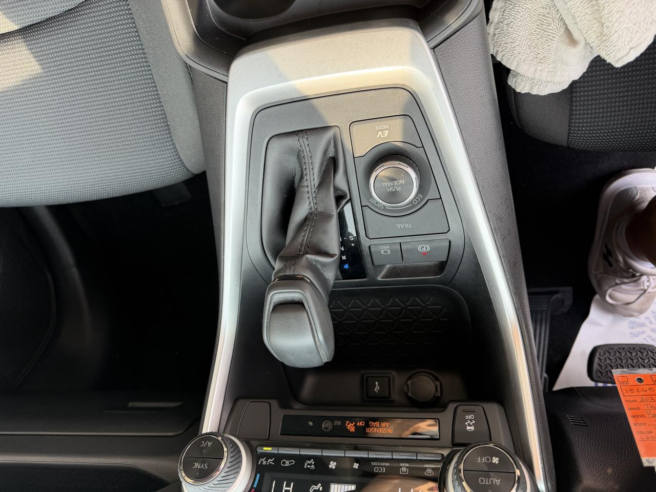 Toyota RAV4 Hybrid LE AWD 2020