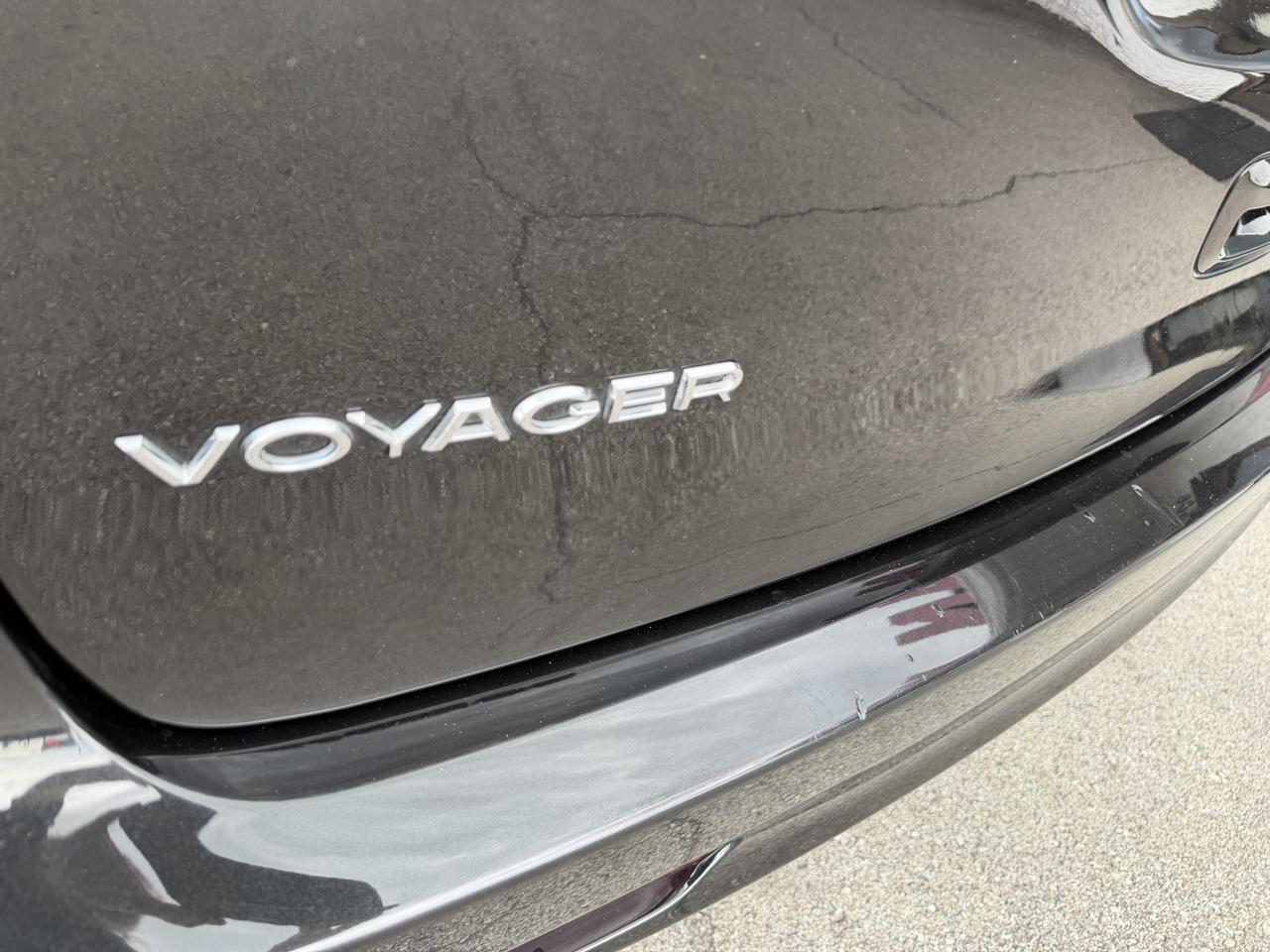 Chrysler Voyager LX 2023