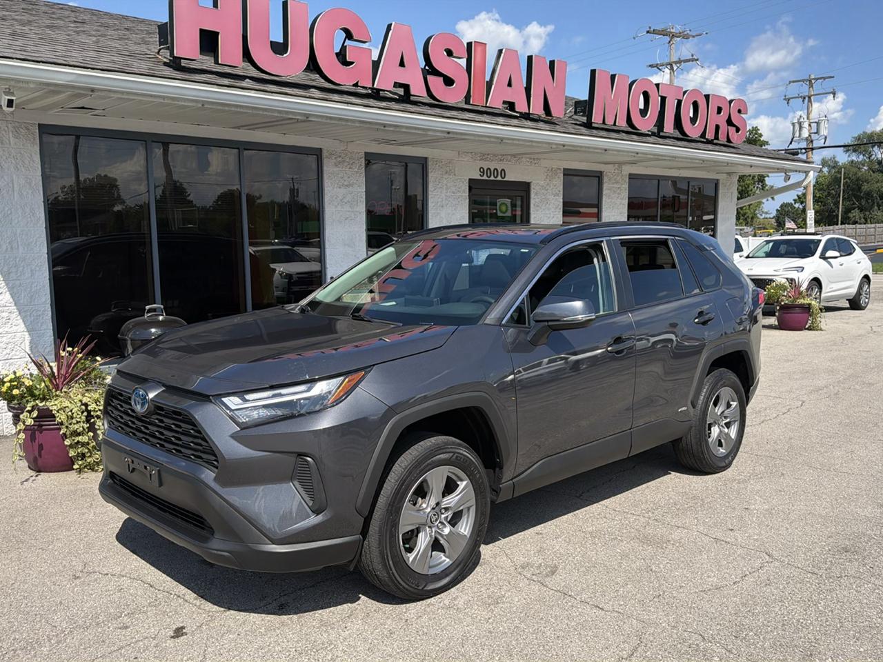 2024 Toyota RAV4 Hybrid XLE
