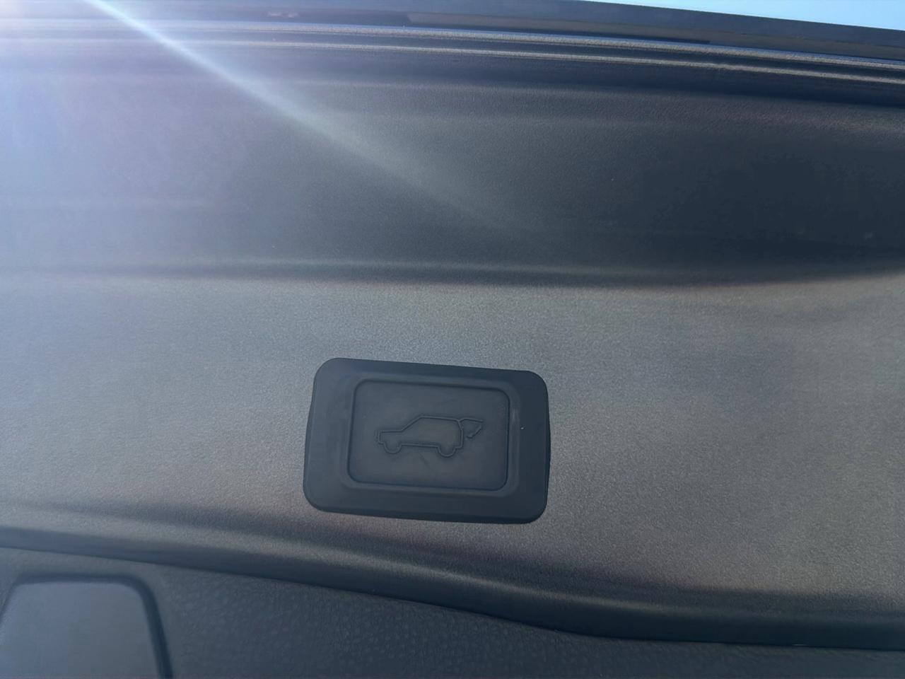 Toyota RAV4 Hybrid XLE 2024