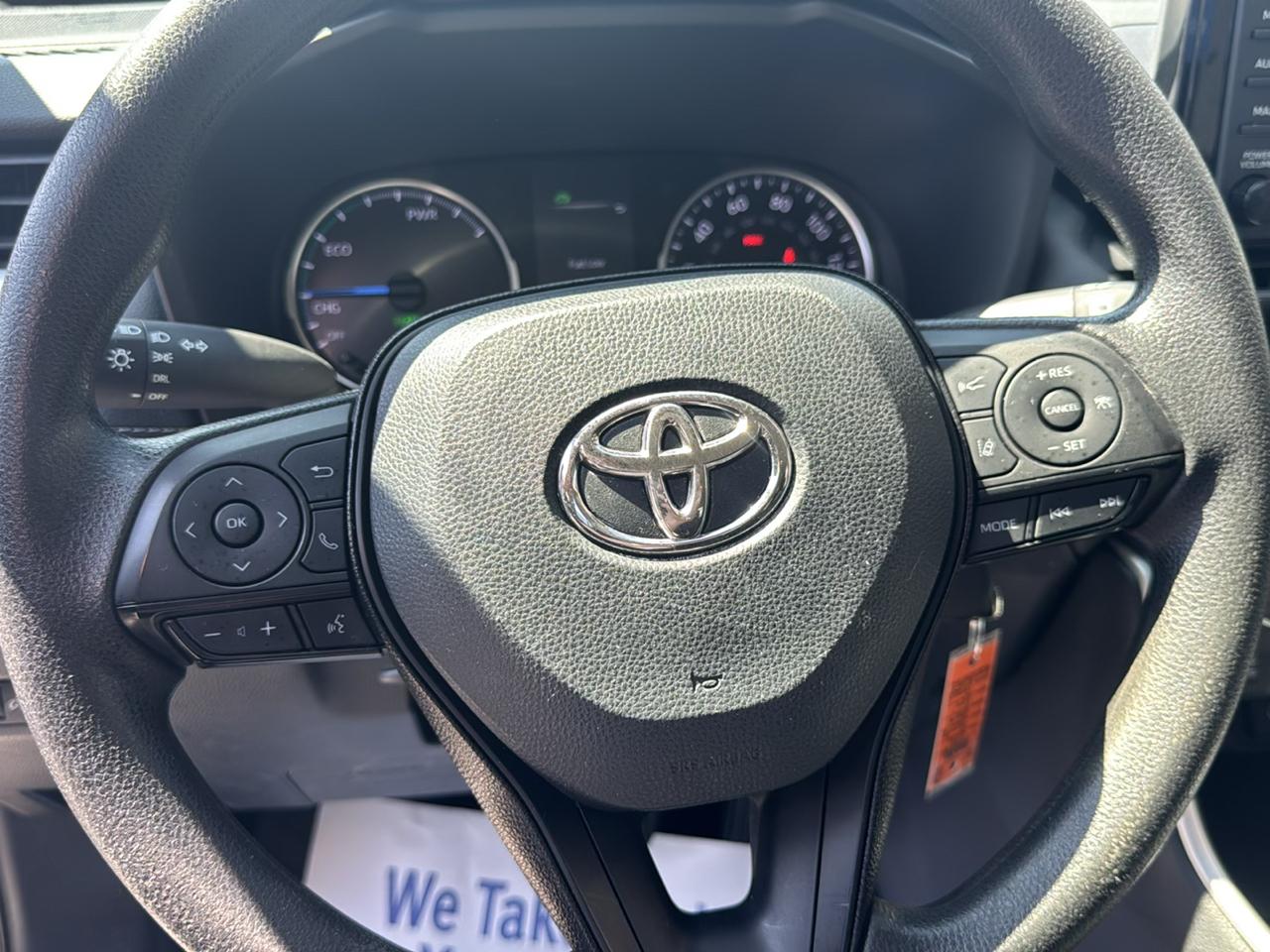 Toyota RAV4 Hybrid LE 2021