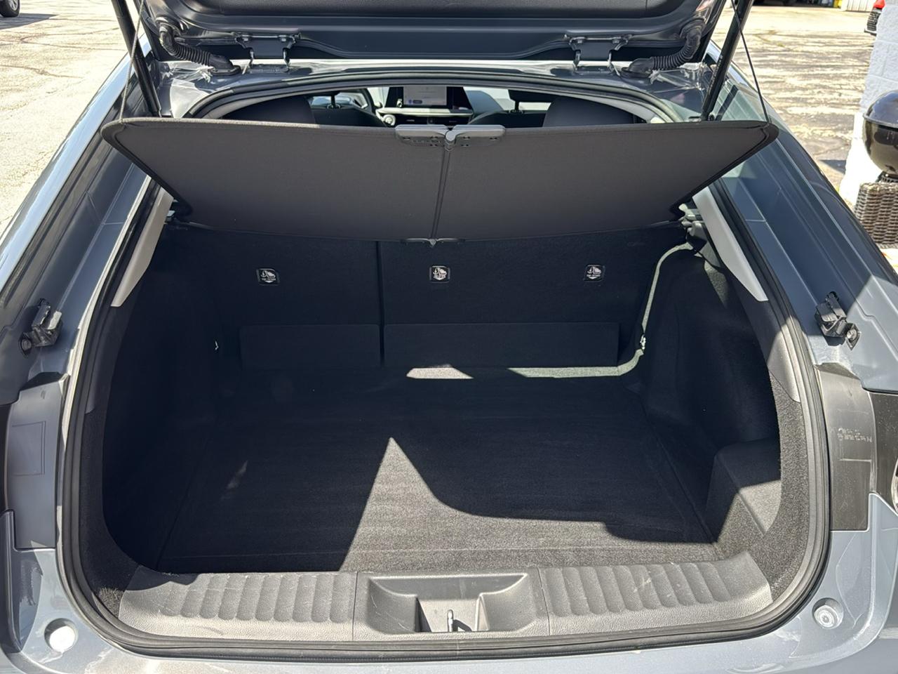 Toyota Prius LE 2025