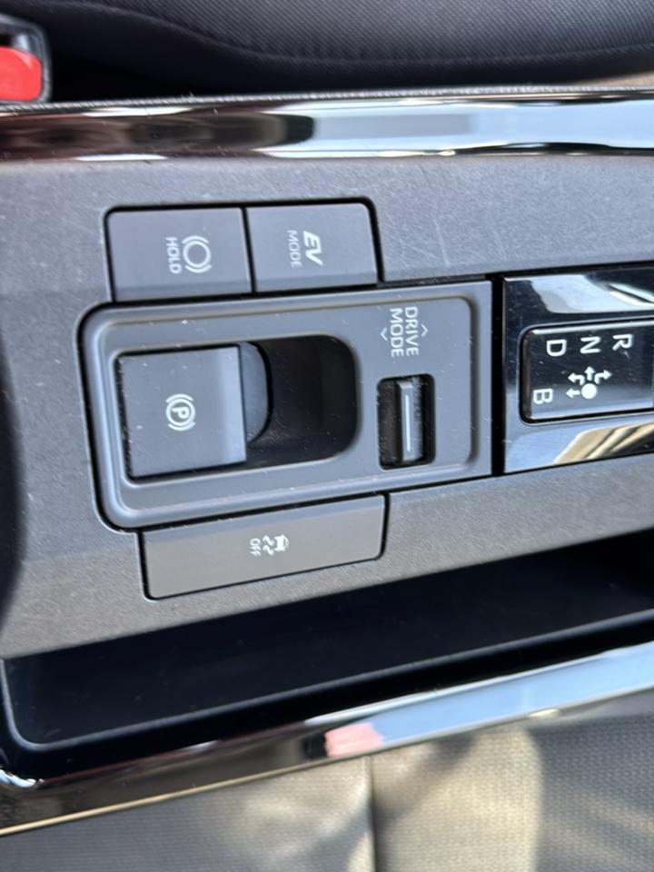 Toyota Prius LE 2025