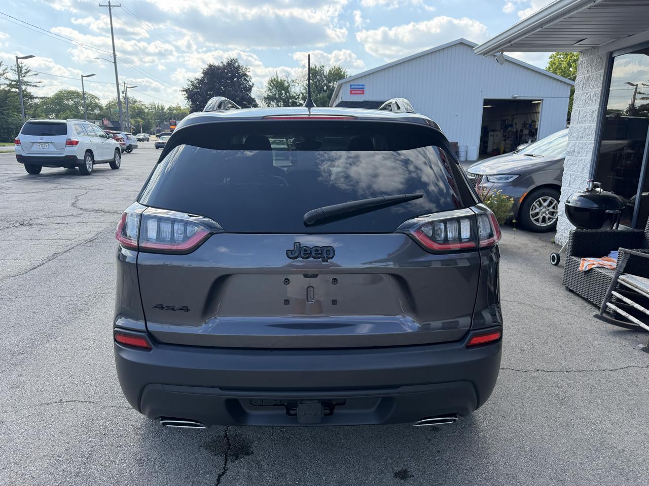 Jeep Cherokee  2022