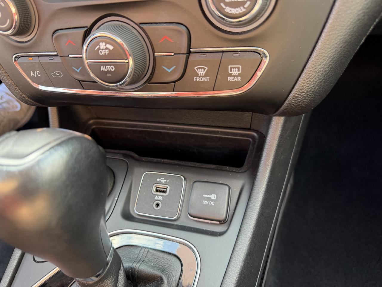 Jeep Cherokee  2022