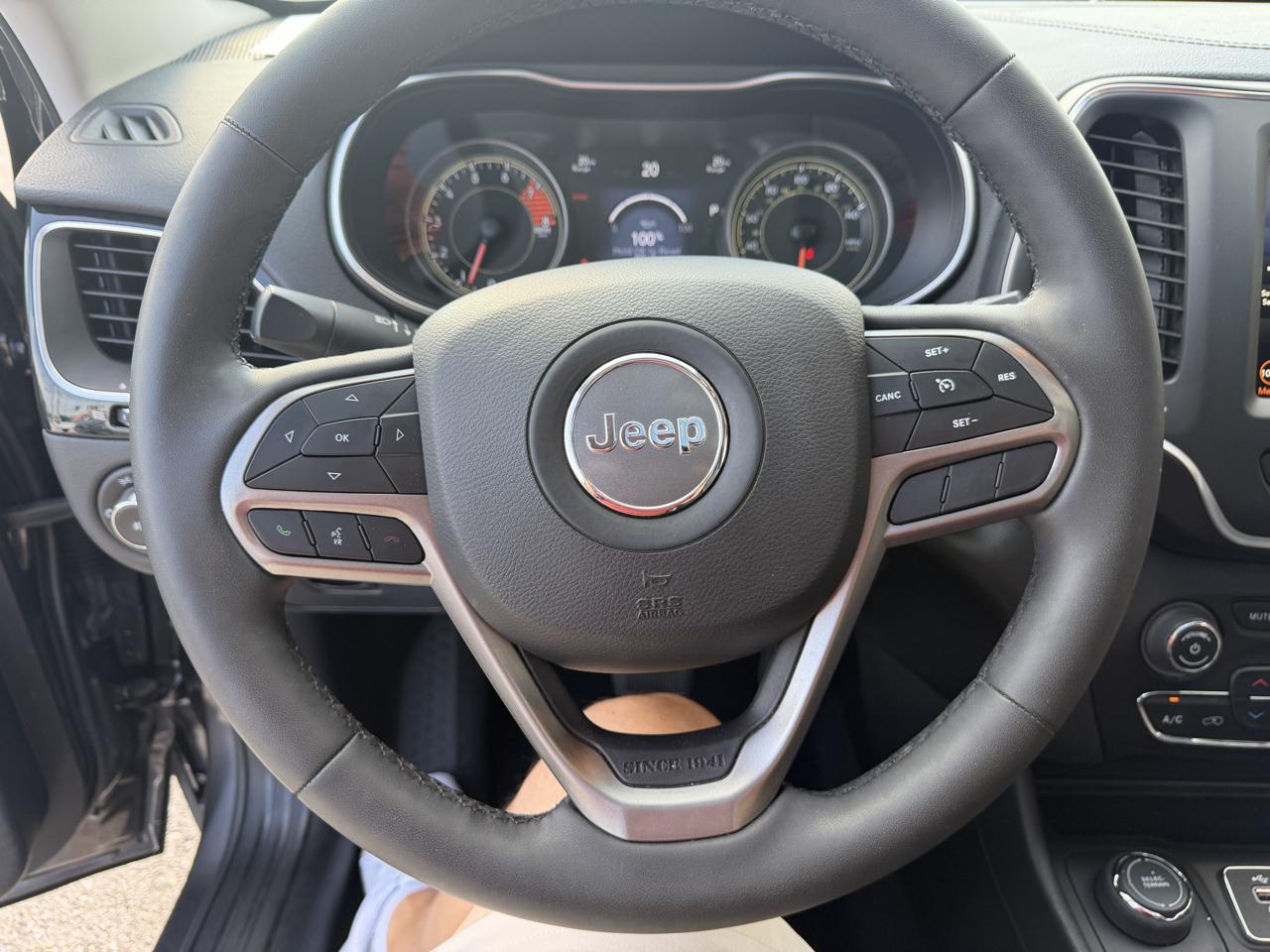 Jeep Cherokee  2022
