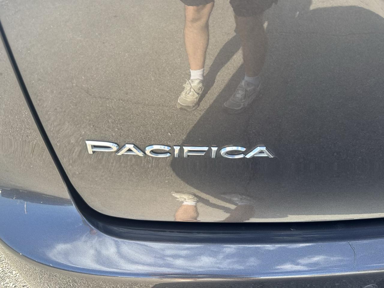 Chrysler Pacifica Touring L 2023