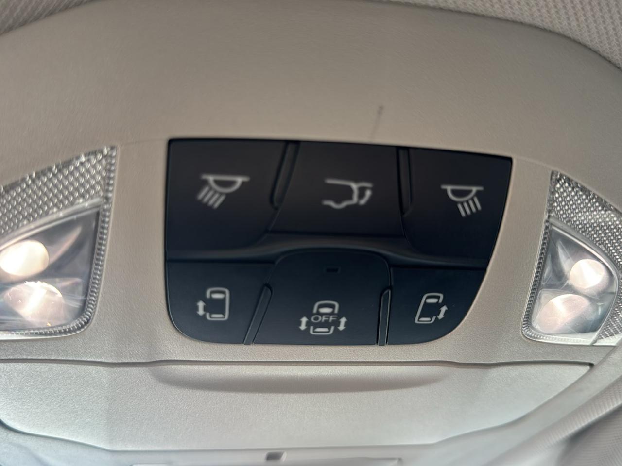 Chrysler Pacifica Touring L 2023