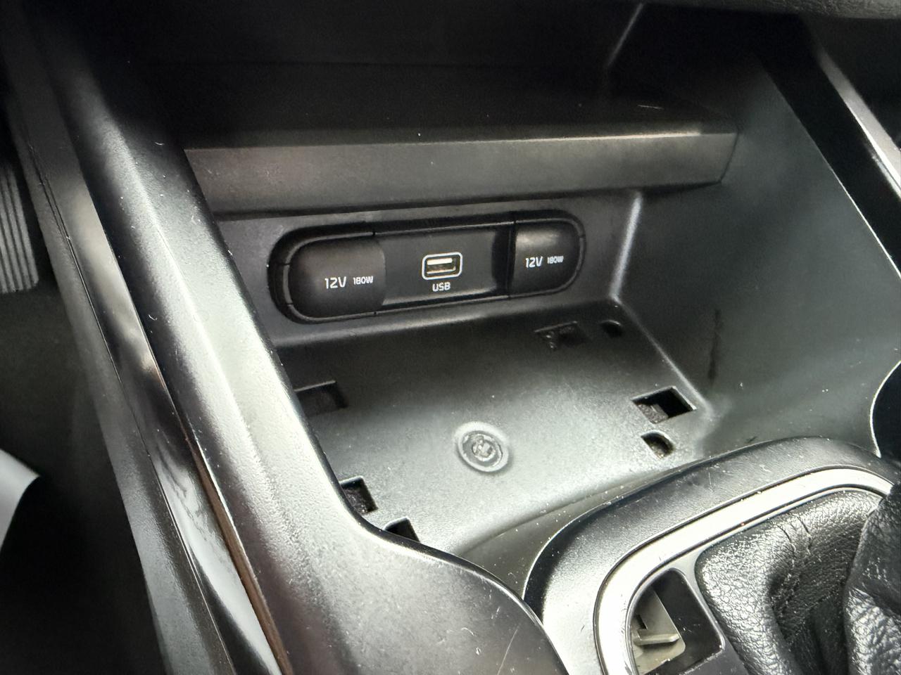 Kia Soul LX CVT 2022