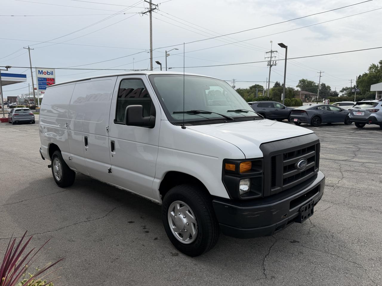 Ford Econoline E-150 2012