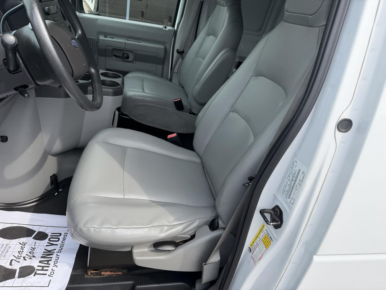 Ford Econoline E-150 2012