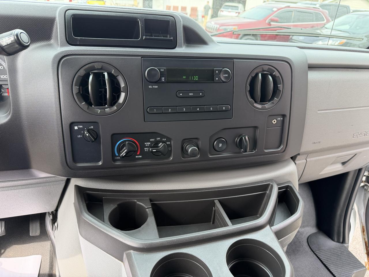 Ford Econoline E-150 2012