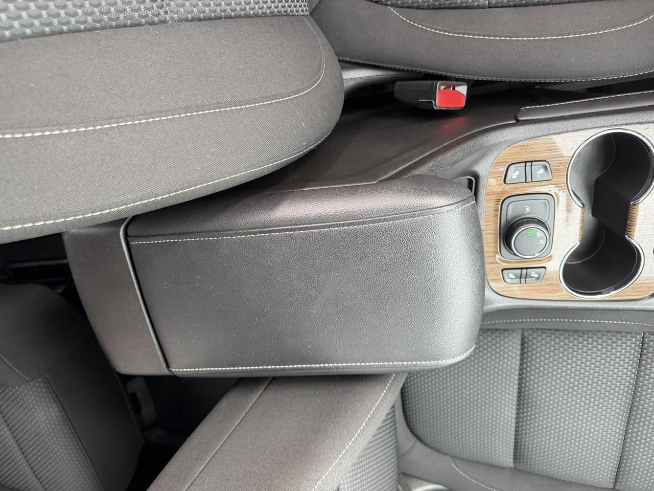 GMC Acadia SLE 2023