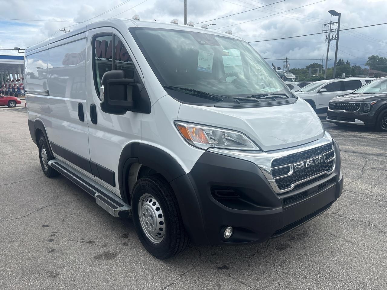 RAM Promaster 2500 Low Roof 2025