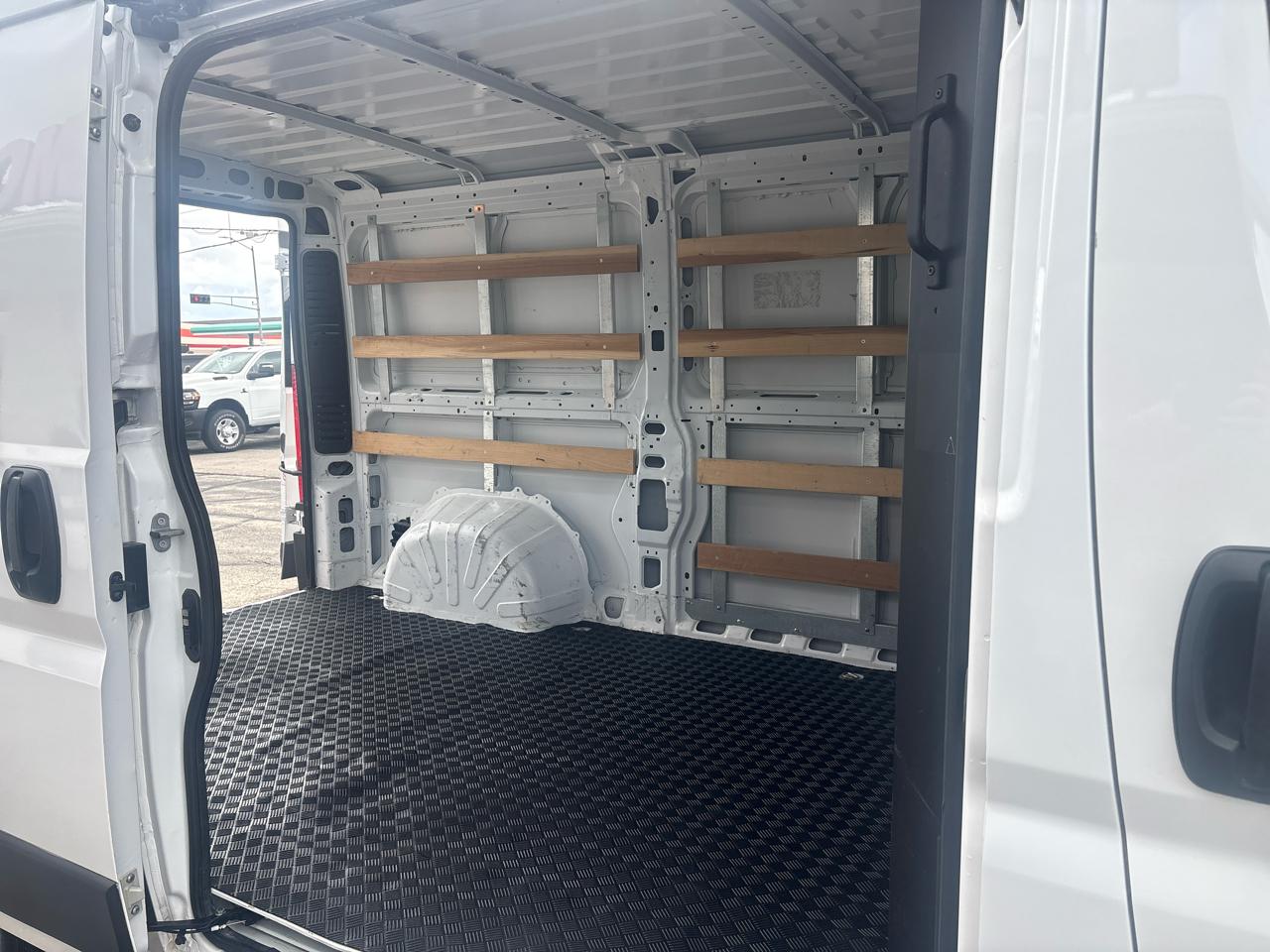 RAM Promaster 2500 Low Roof 2025