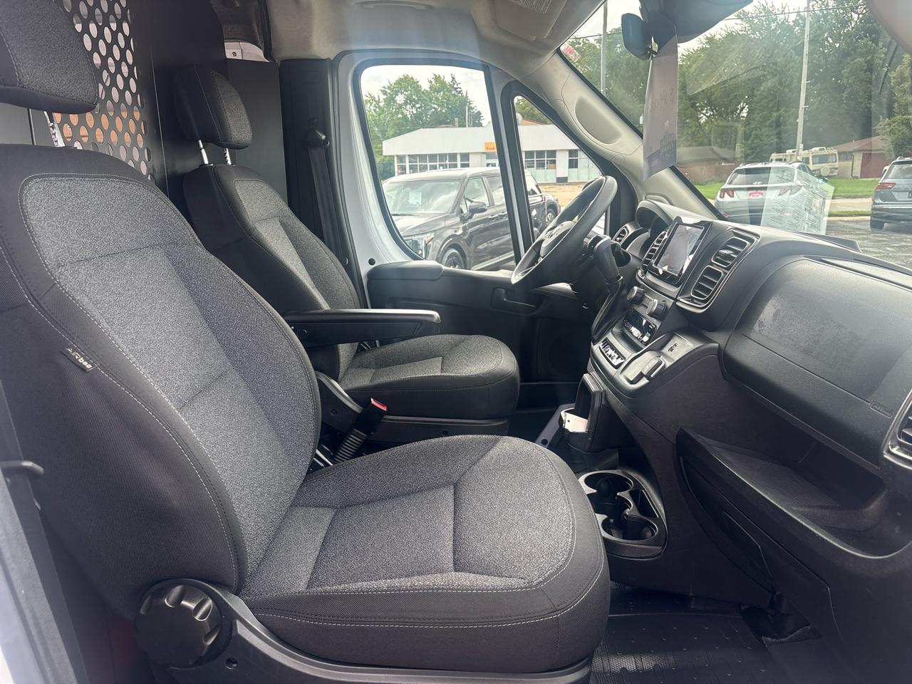 RAM Promaster 2500 Low Roof 2025