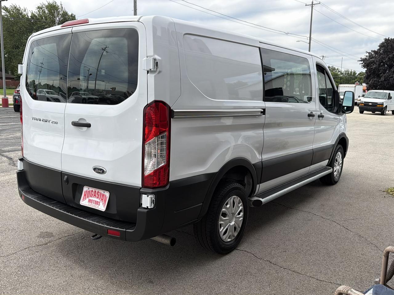 2025 Ford Transit Van Base - Photo 3