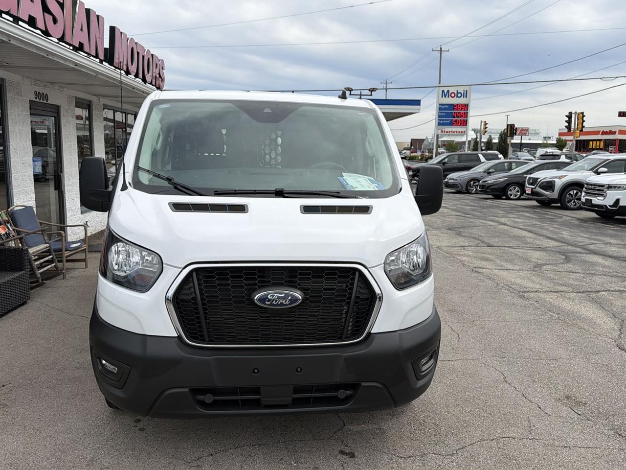 2025 Ford Transit Van Base - Photo 5