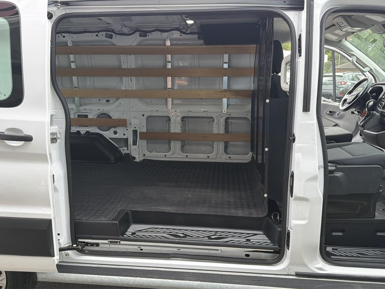 2025 Ford Transit Van Base - Photo 14