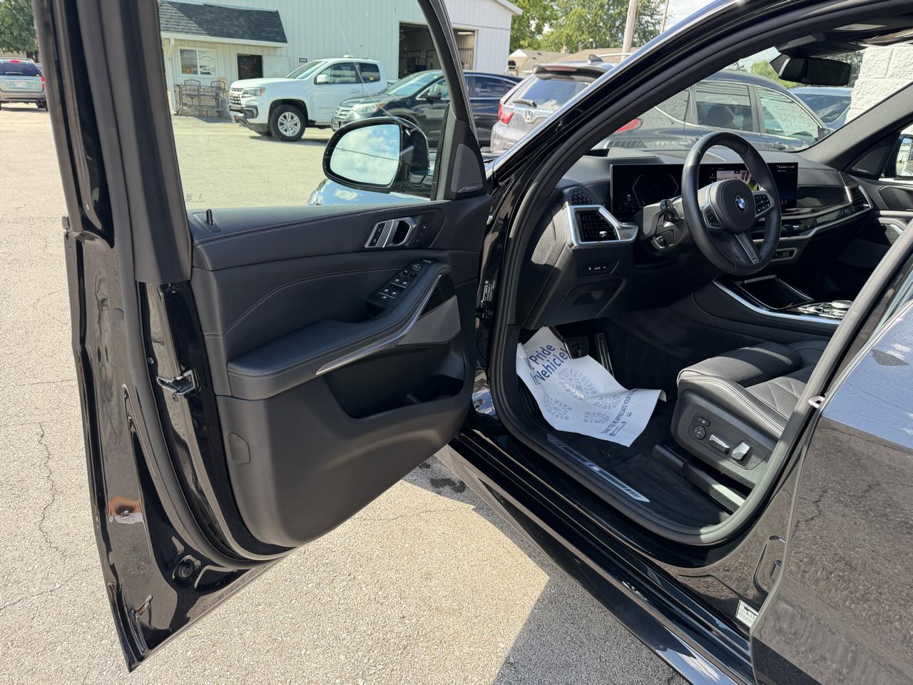 BMW X5 xDrive40i 2025