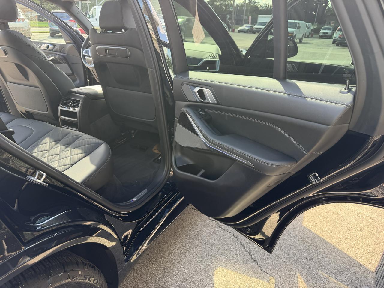 BMW X5 xDrive40i 2025
