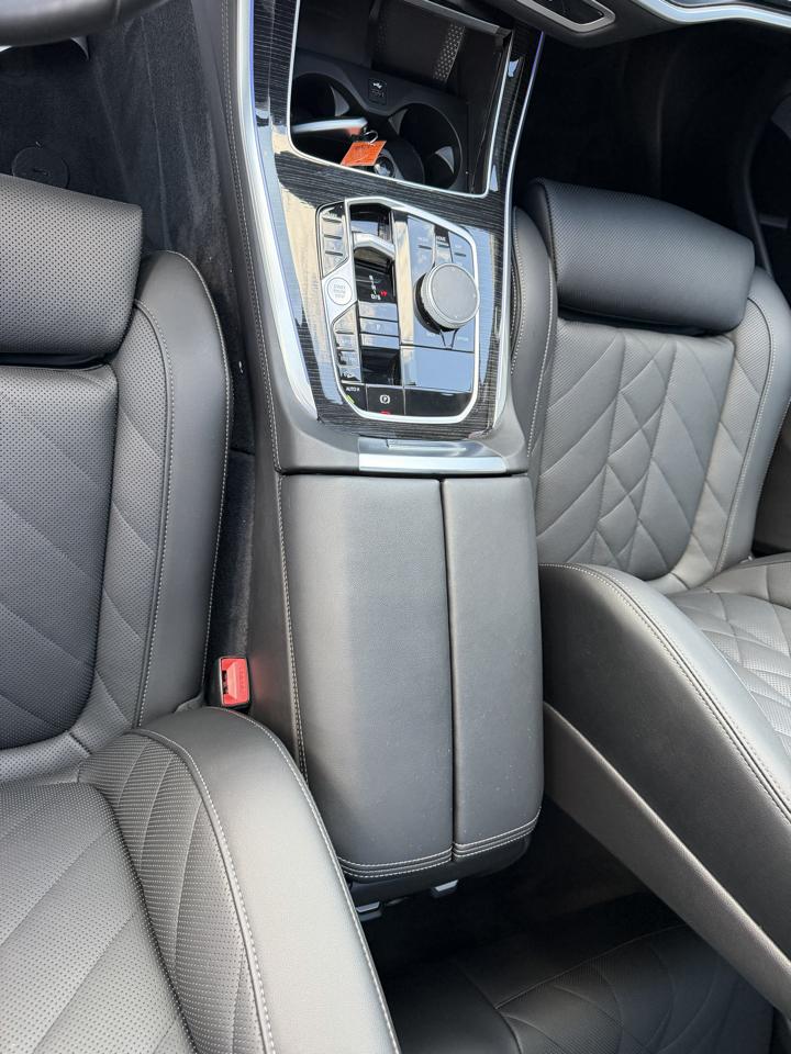 BMW X5 xDrive40i 2025