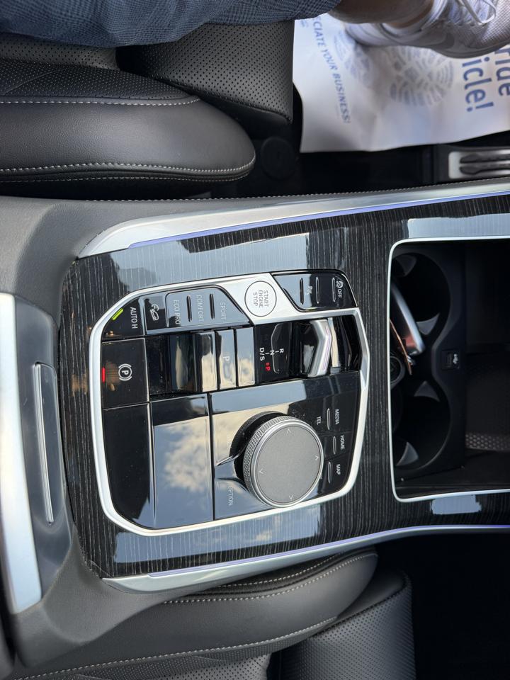 BMW X5 xDrive40i 2025