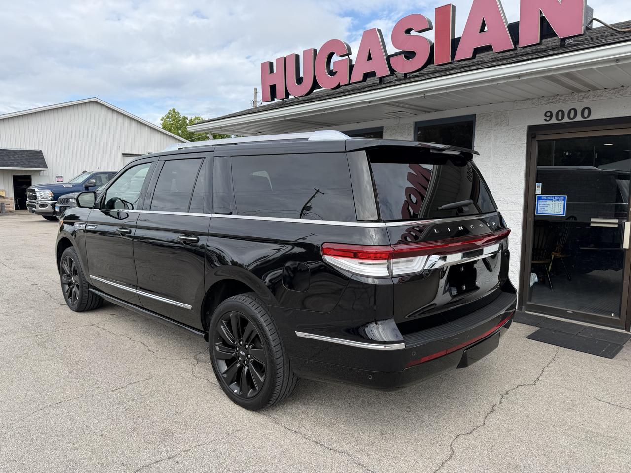 Lincoln Navigator L Reserve 4WD 2022